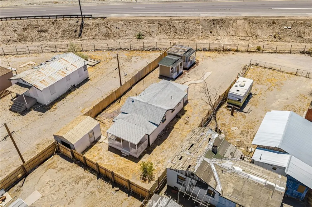 441 F Needles, CA 92363