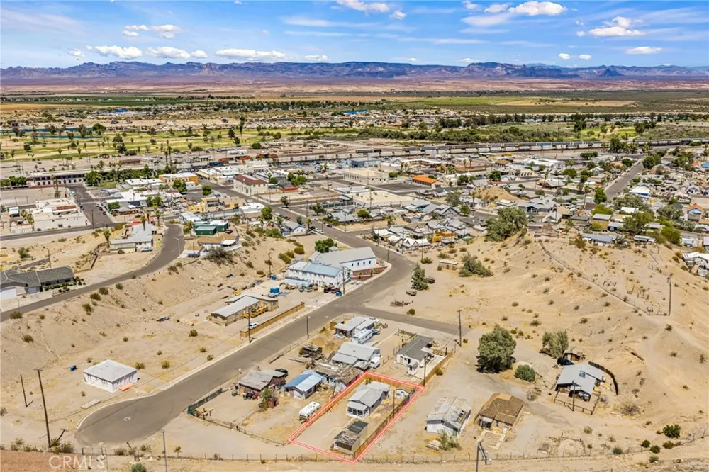 441 F Needles, CA 92363