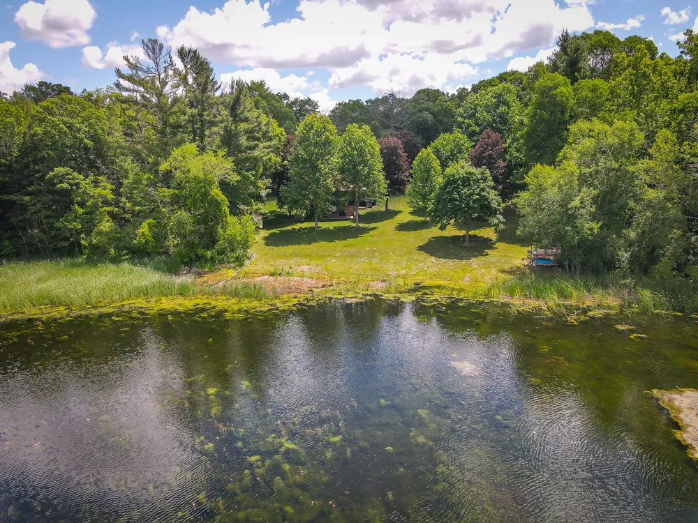 9411 Maple Hill Road Howard City, MI 49329