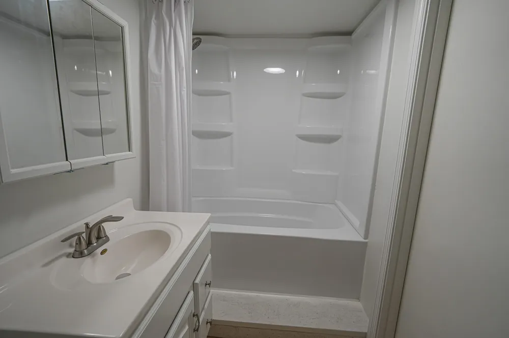 9411 Maple Hill Road Howard City, MI 49329