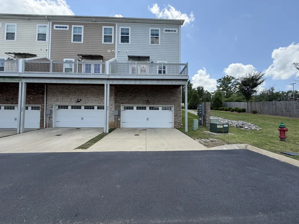 200 Kinsale Dr Spring Hill, TN 37174