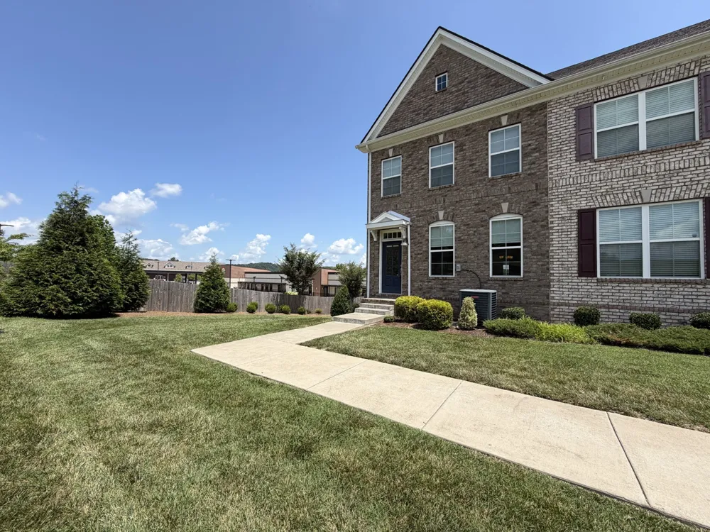 200 Kinsale Dr Spring Hill, TN 37174