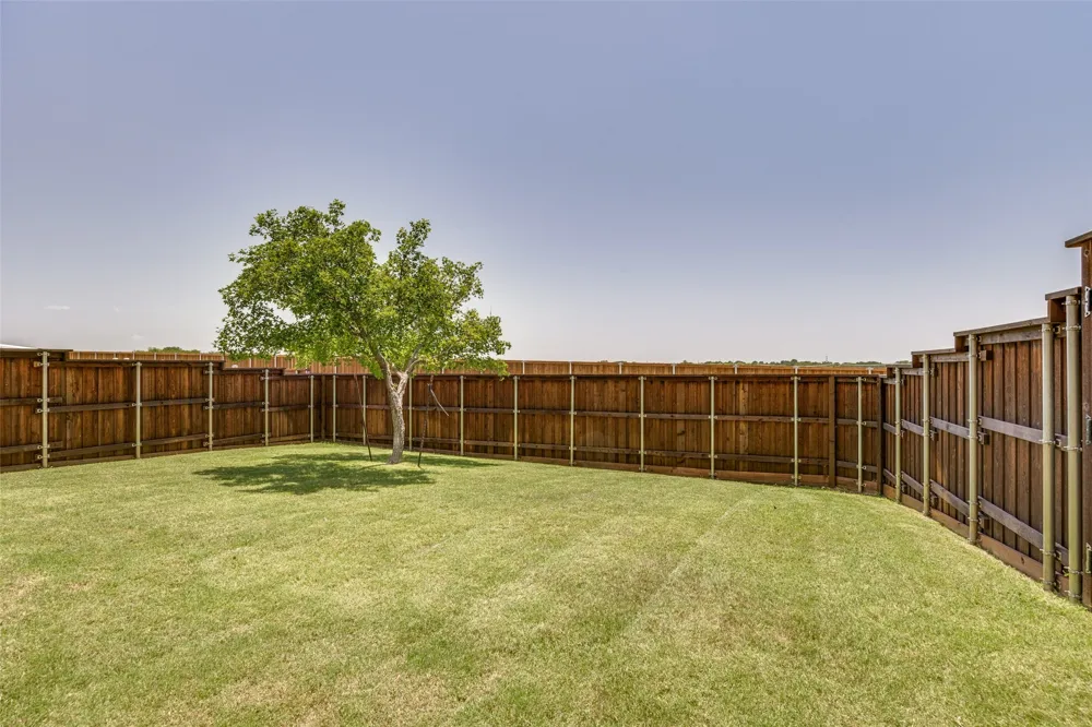 1724 Teakwood Drive Wylie, TX 75098