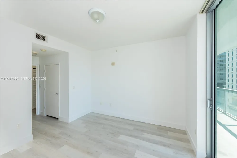 79 SW 12th St #1105-S Miami, FL 33130
