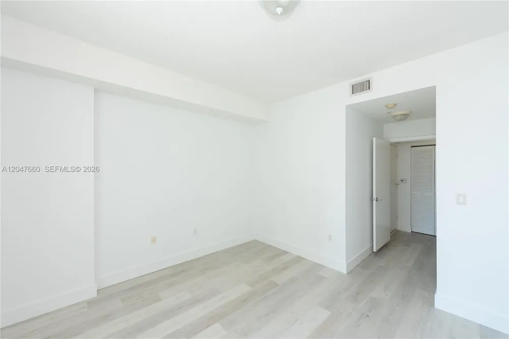 79 SW 12th St #1105-S Miami, FL 33130
