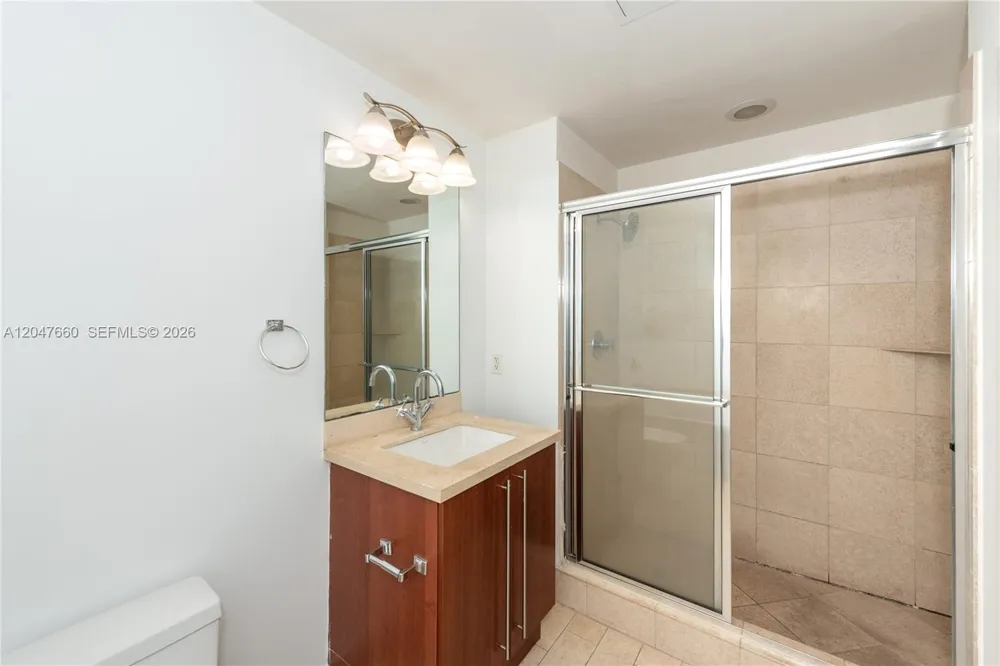 79 SW 12th St #1105-S Miami, FL 33130