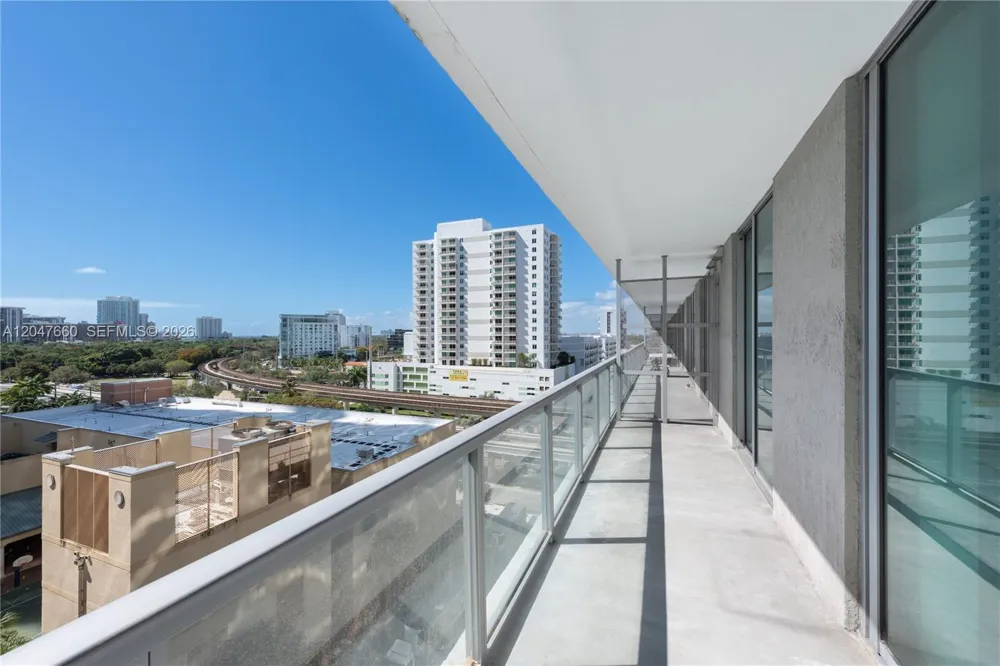 79 SW 12th St #1105-S Miami, FL 33130