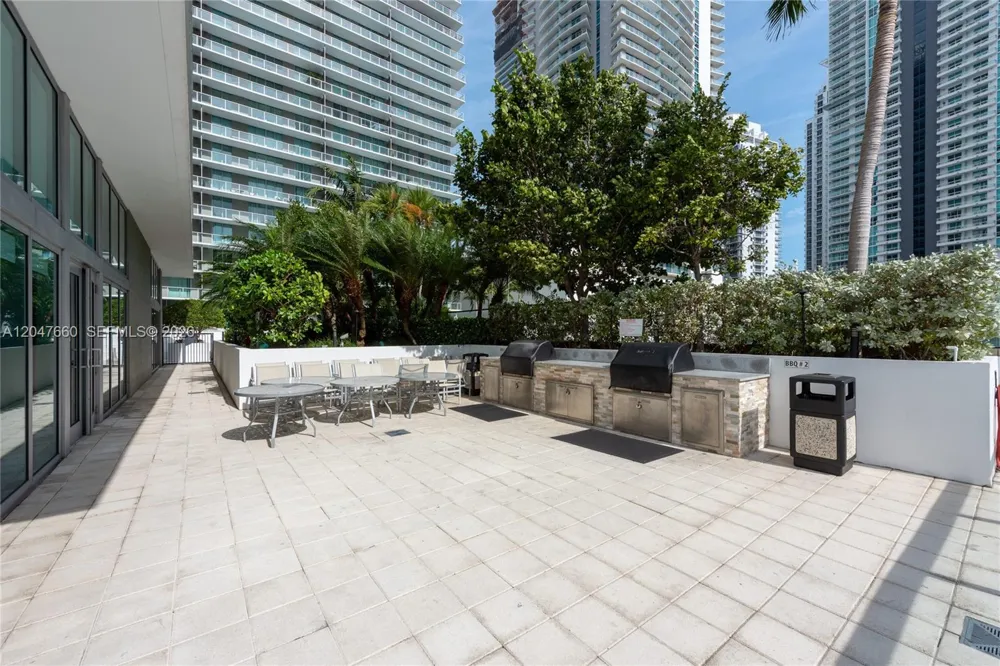 79 SW 12th St #1105-S Miami, FL 33130