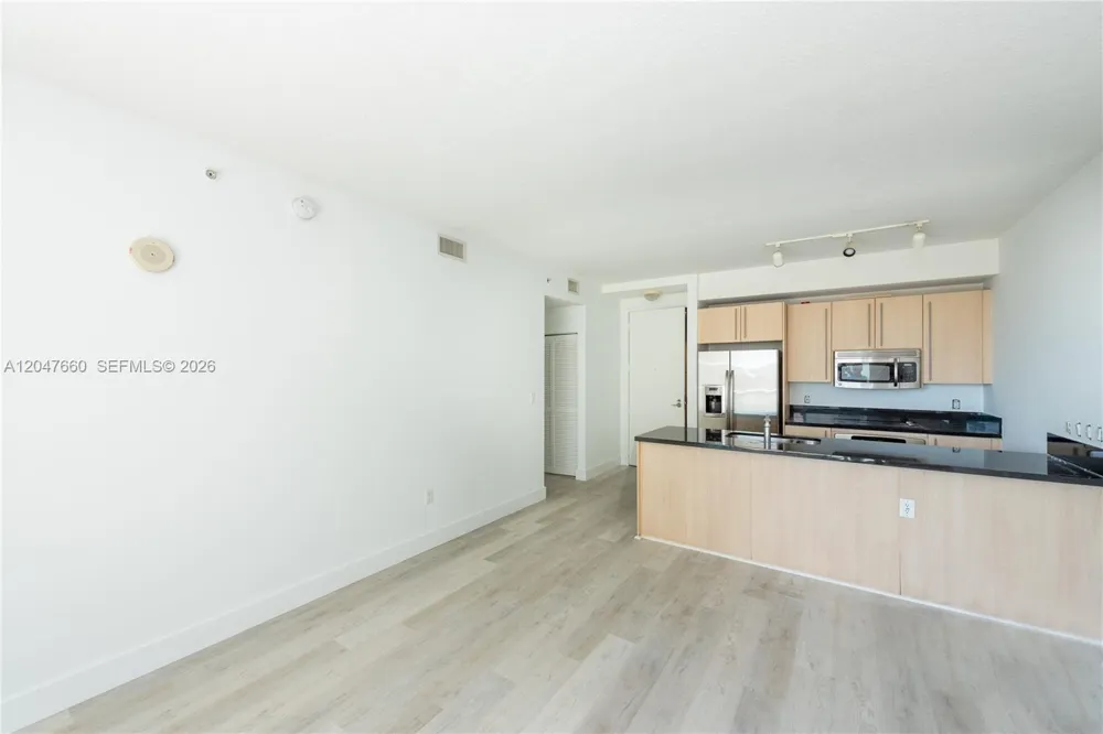 79 SW 12th St #1105-S Miami, FL 33130