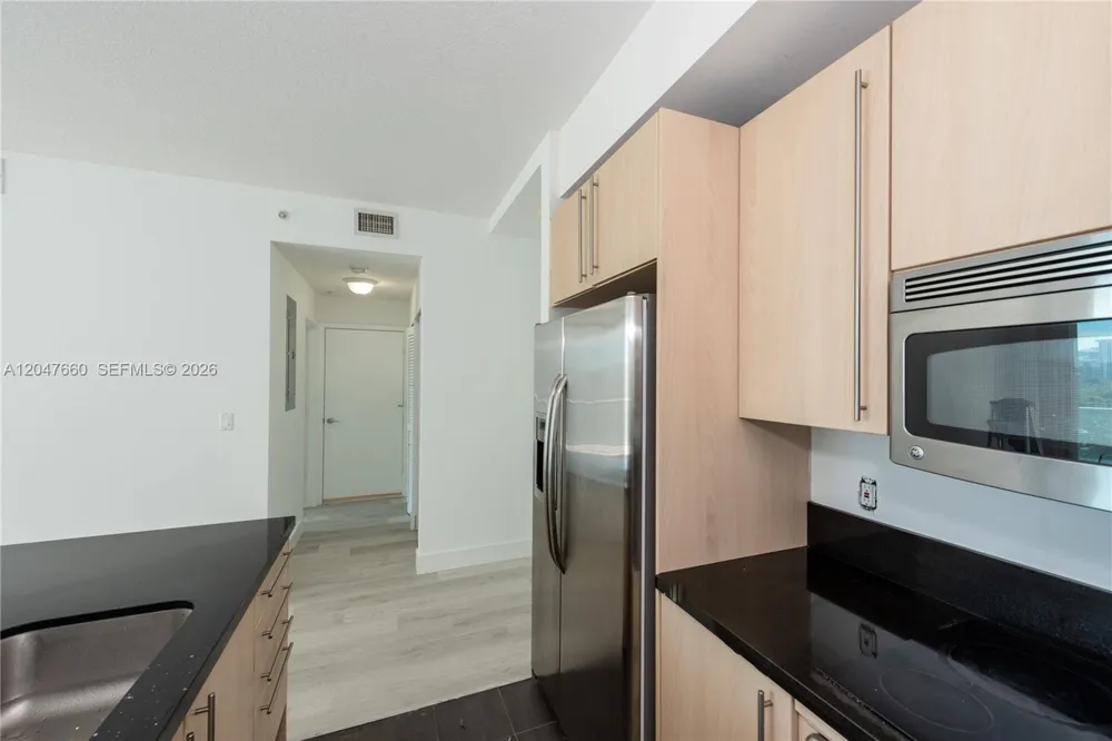 79 SW 12th St #1105-S Miami, FL 33130