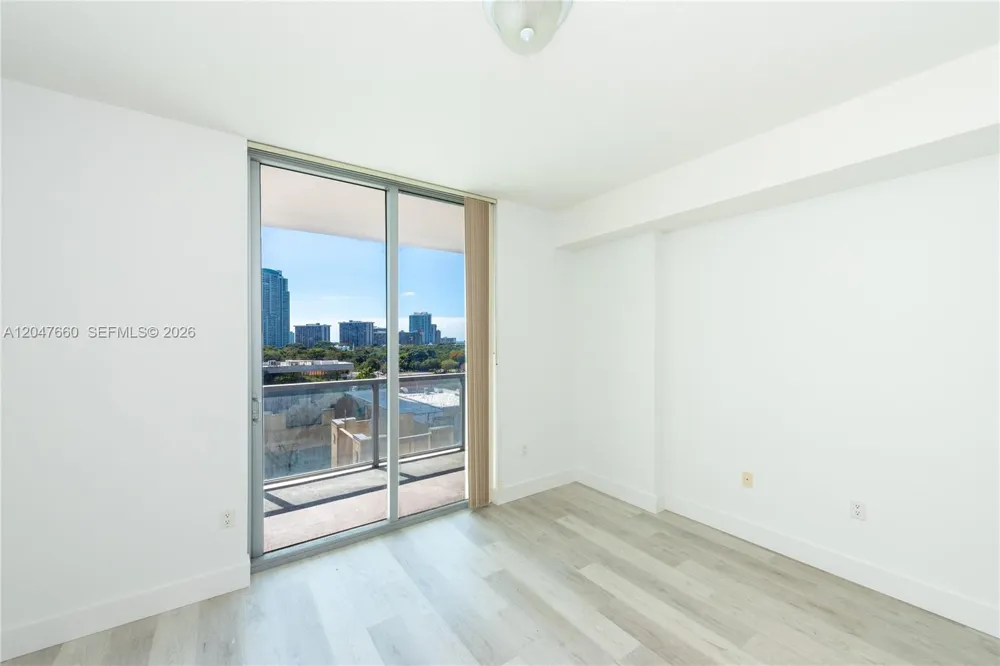79 SW 12th St #1105-S Miami, FL 33130