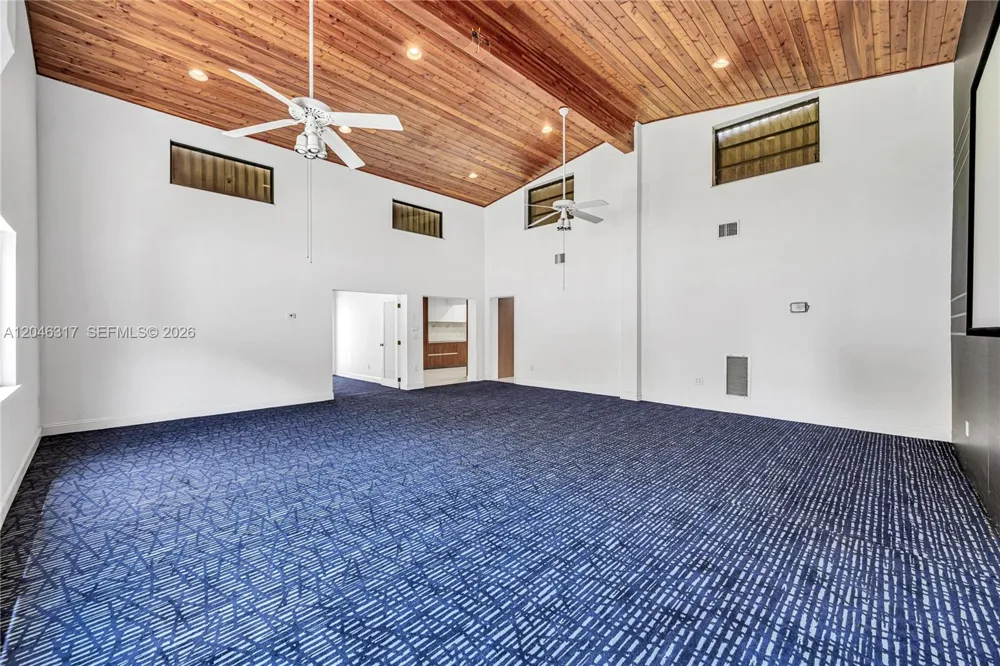 12525 SW 68th Ct Pinecrest, FL 33156