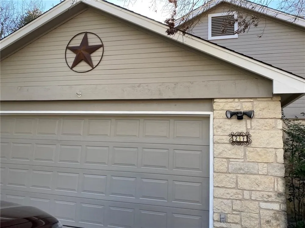 27 Par View Drive Wimberley, TX 78676