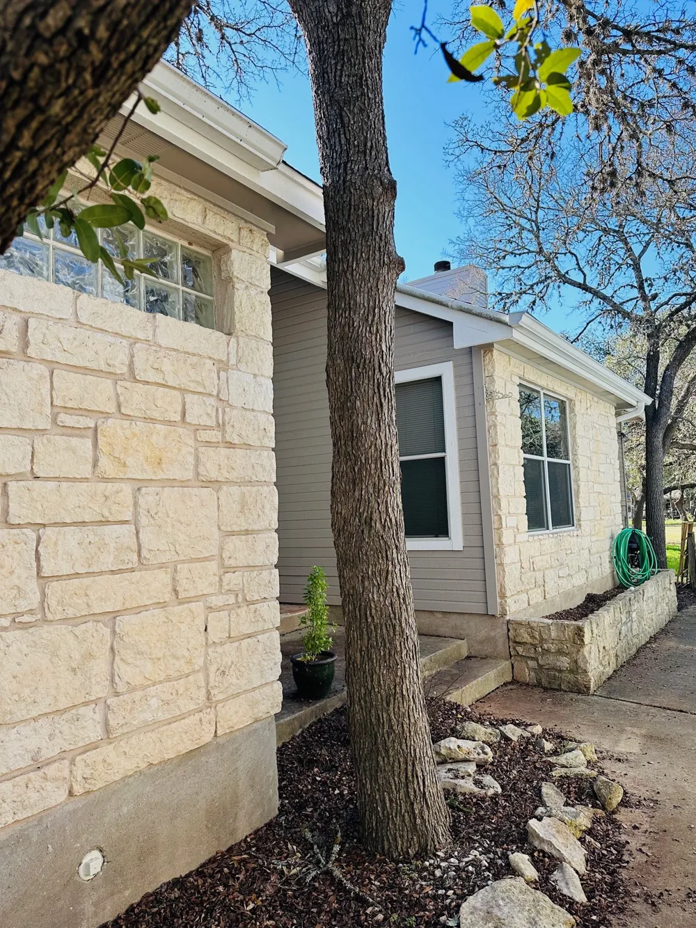 27 Par View Drive Wimberley, TX 78676