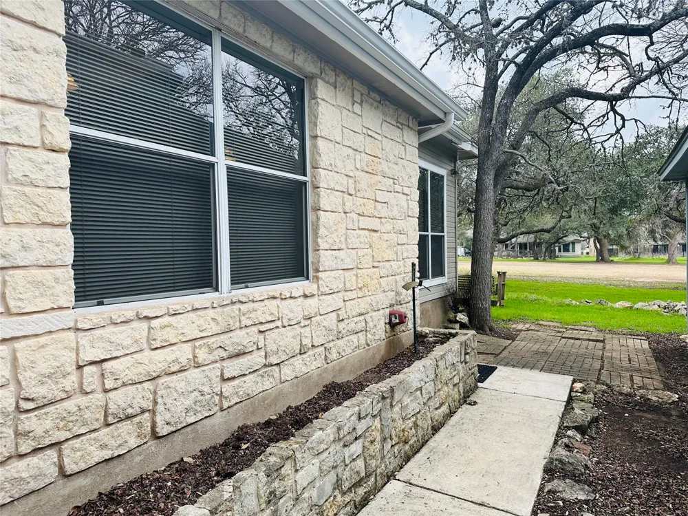 27 Par View Drive Wimberley, TX 78676