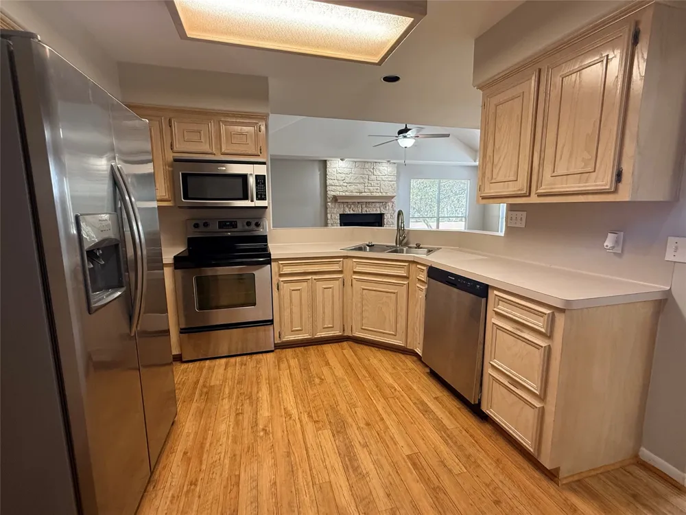 27 Par View Drive Wimberley, TX 78676