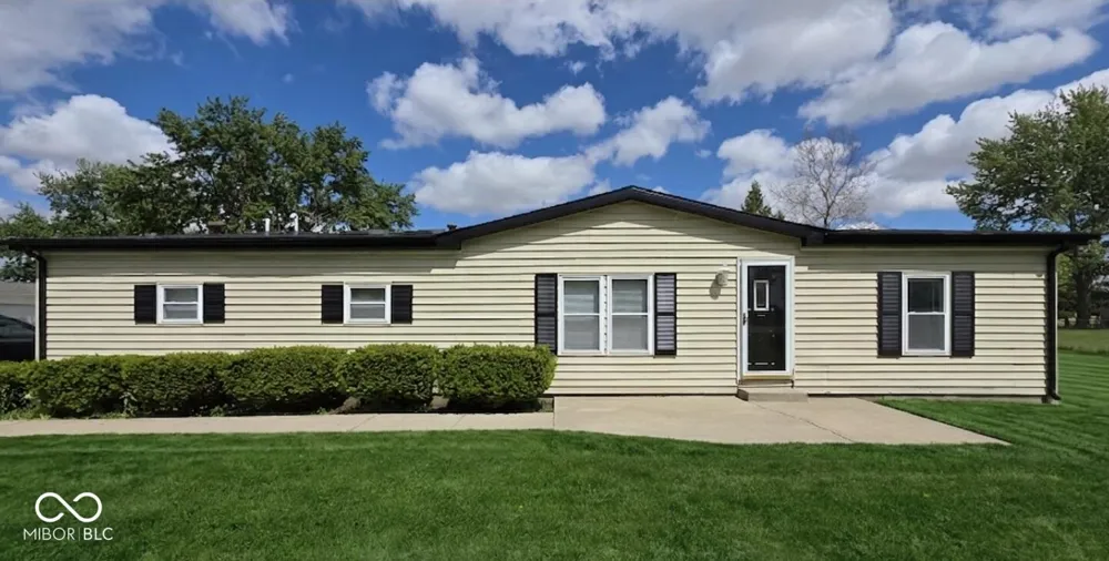 562 S 400 E Kokomo, IN 46902