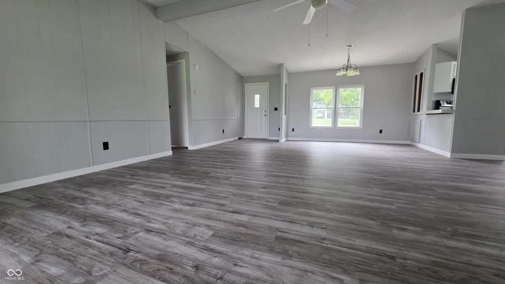 562 S 400 E Kokomo, IN 46902