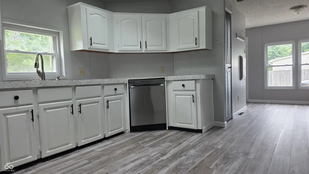 562 S 400 E Kokomo, IN 46902