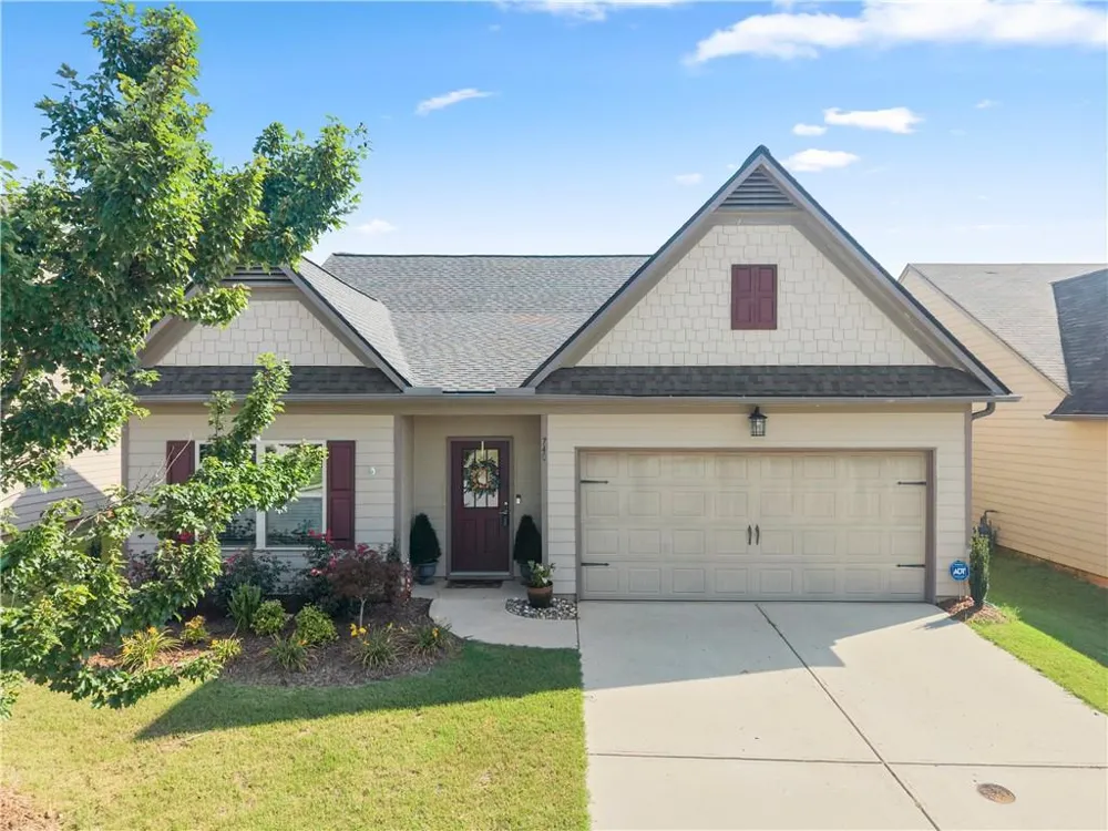 740 Independence Avenue Pendergrass, GA 30567