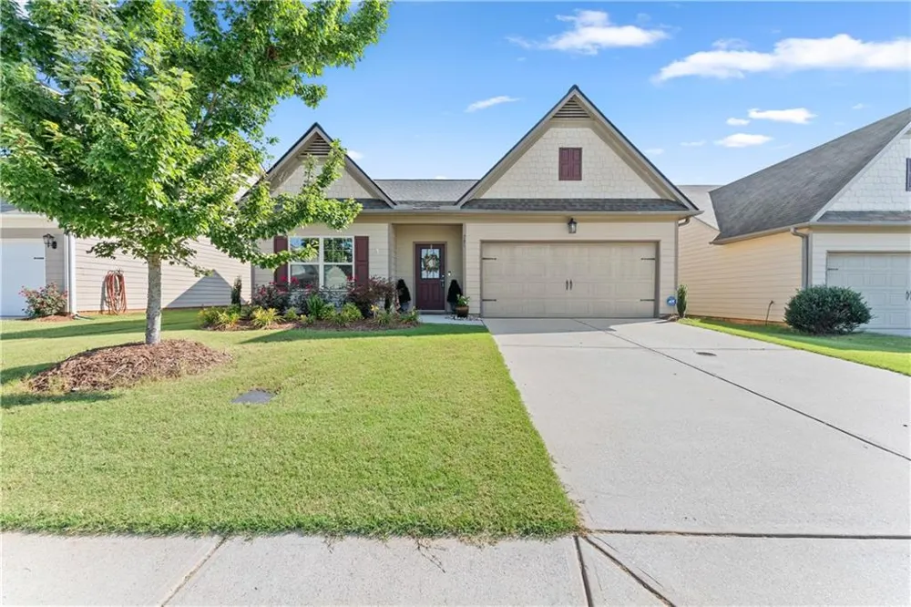 740 Independence Avenue Pendergrass, GA 30567
