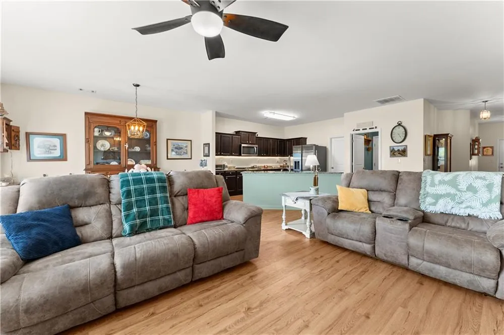 740 Independence Avenue Pendergrass, GA 30567