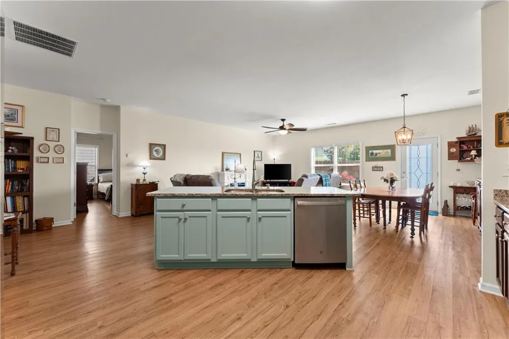 740 Independence Avenue Pendergrass, GA 30567