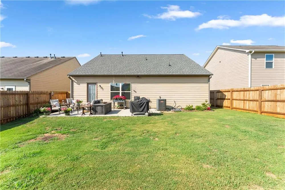 740 Independence Avenue Pendergrass, GA 30567