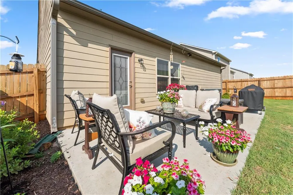 740 Independence Avenue Pendergrass, GA 30567