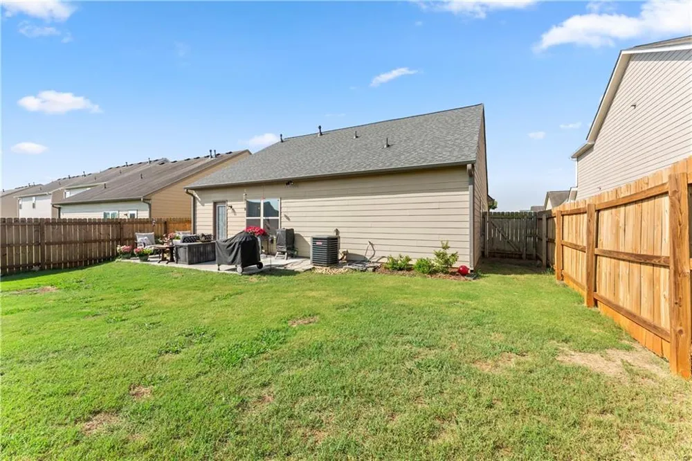 740 Independence Avenue Pendergrass, GA 30567