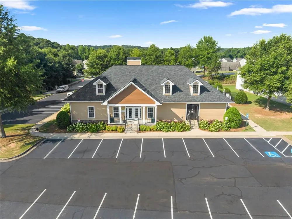 740 Independence Avenue Pendergrass, GA 30567