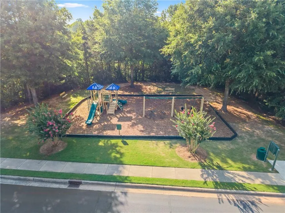 740 Independence Avenue Pendergrass, GA 30567