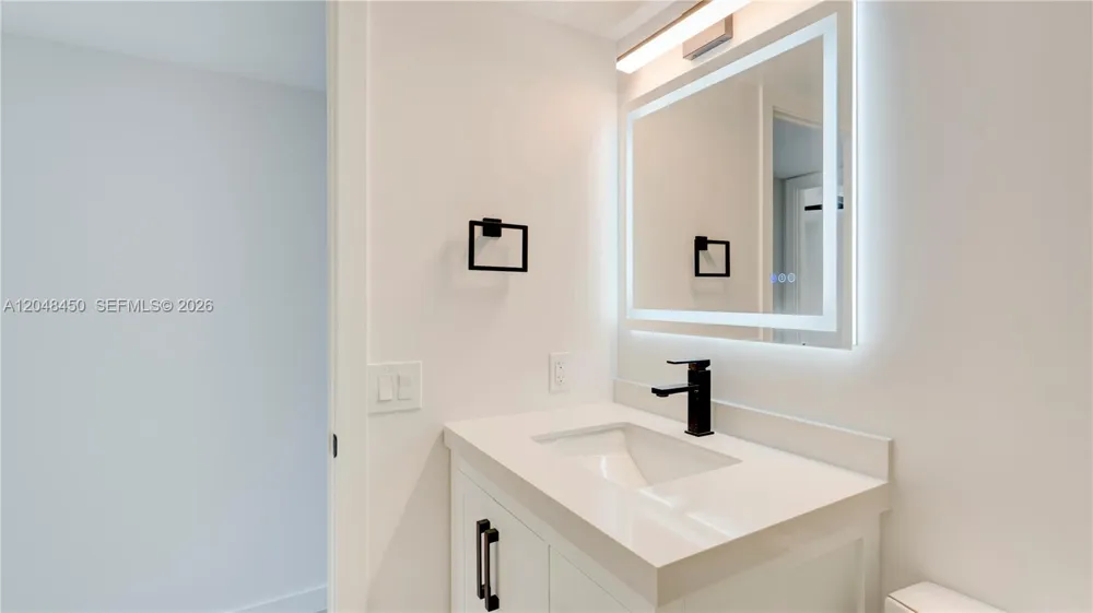 933 NE 24th Ave #169 Hallandale Beach, FL 33009