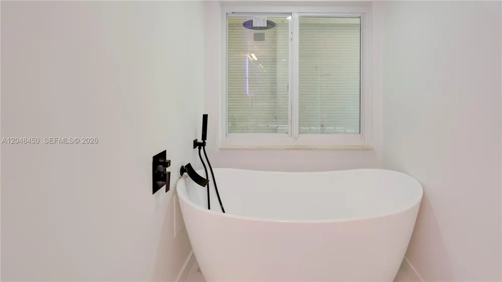933 NE 24th Ave #169 Hallandale Beach, FL 33009
