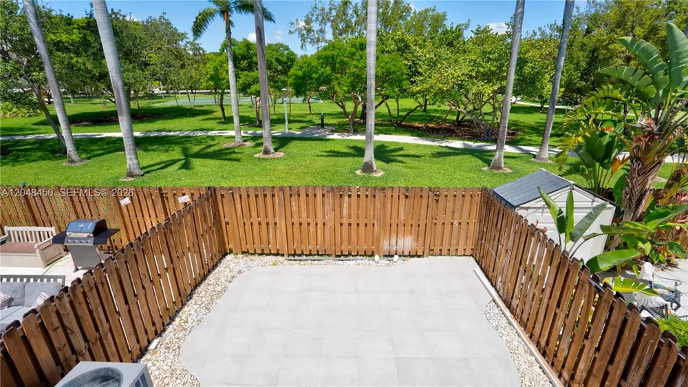 933 NE 24th Ave #169 Hallandale Beach, FL 33009