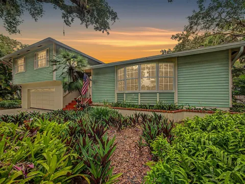 14 Emarita Way