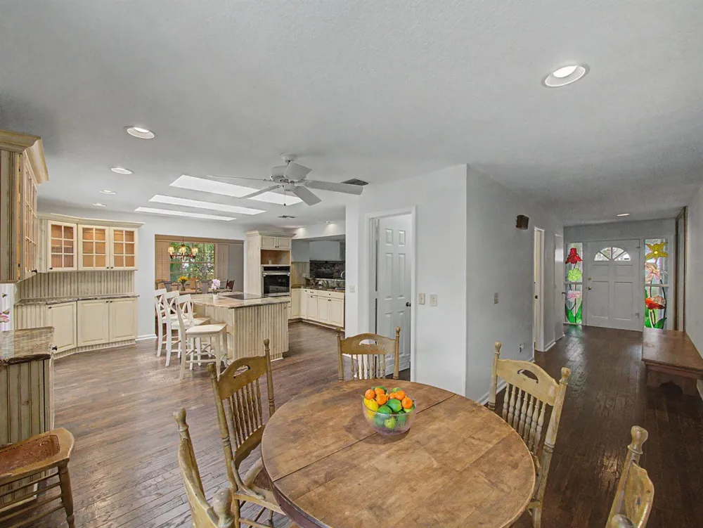 14 Emarita Way Sewalls Point, FL 34996