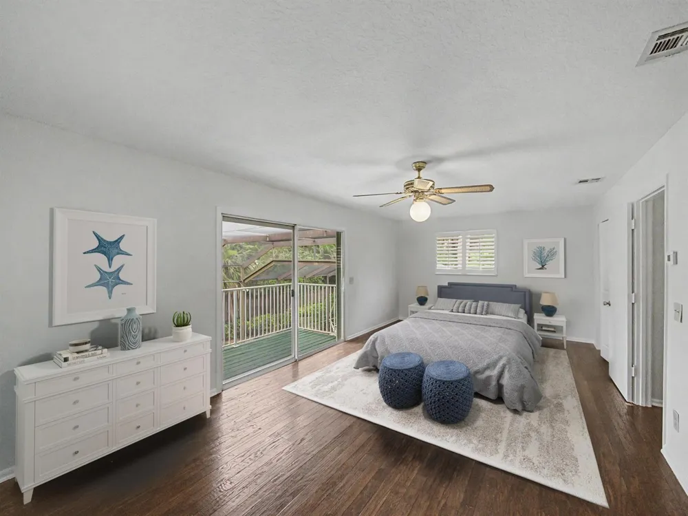 14 Emarita Way Sewalls Point, FL 34996