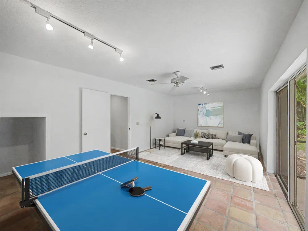 14 Emarita Way Sewalls Point, FL 34996