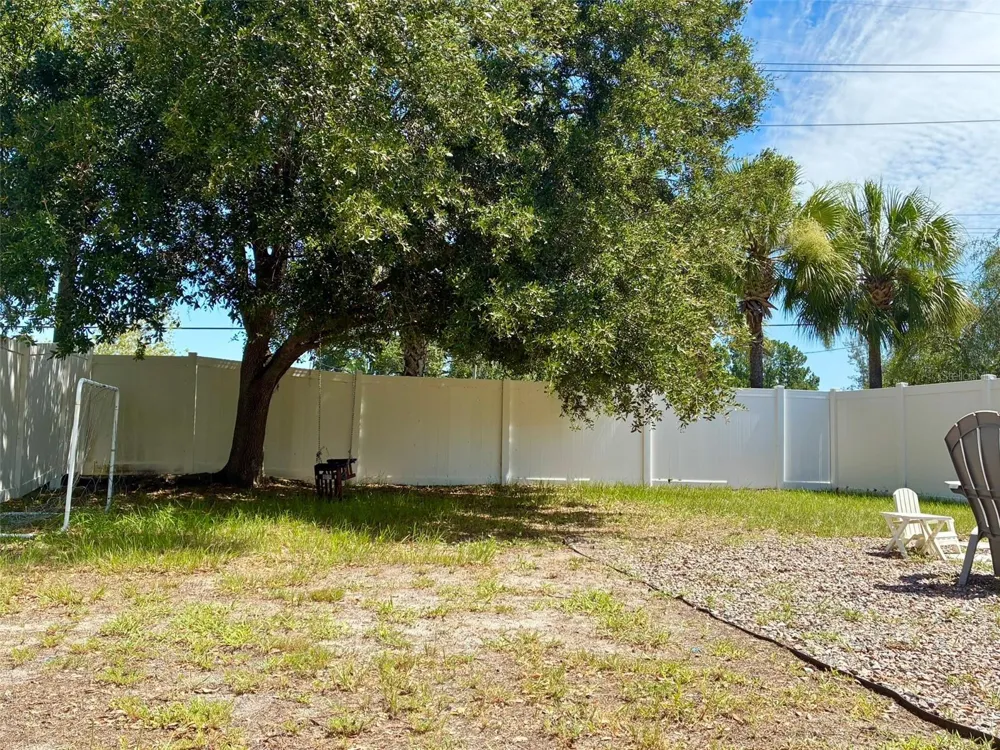 8026 CARRIAGE POINTE DRIVE Gibsonton, FL 33534