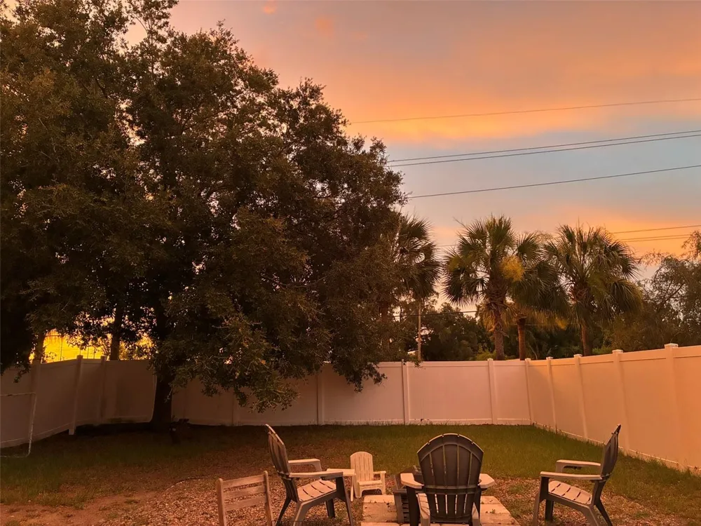 8026 CARRIAGE POINTE DRIVE Gibsonton, FL 33534