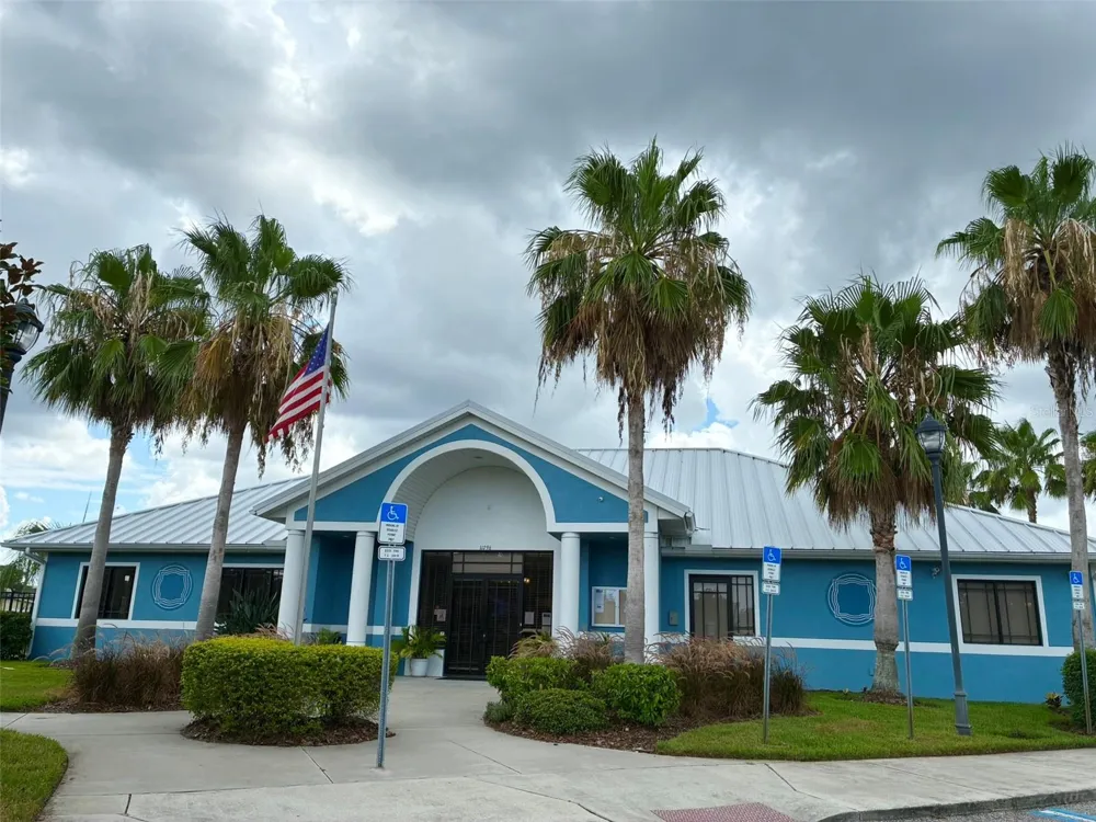 8026 CARRIAGE POINTE DRIVE Gibsonton, FL 33534