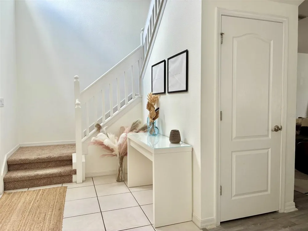 8026 CARRIAGE POINTE DRIVE Gibsonton, FL 33534