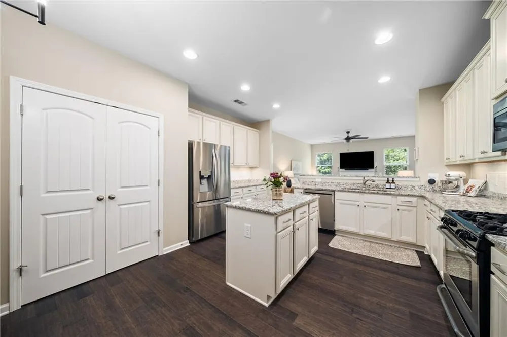 120 Kasey Drive Woodstock, GA 30189