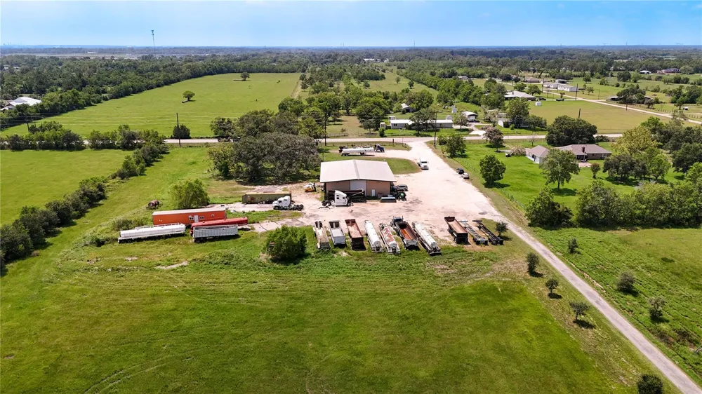 13500 Bohemian Hall Road Crosby, TX 77532