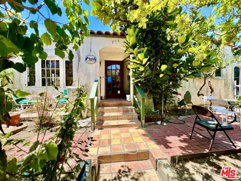 705 Superba Avenue