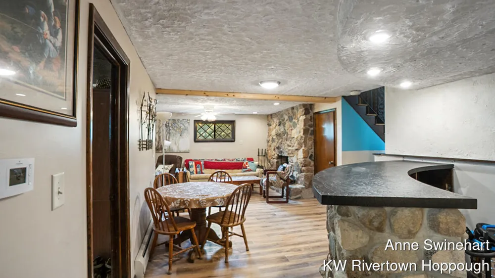 1686 Stonehaven Drive Delhi Charter Township, MI 48842