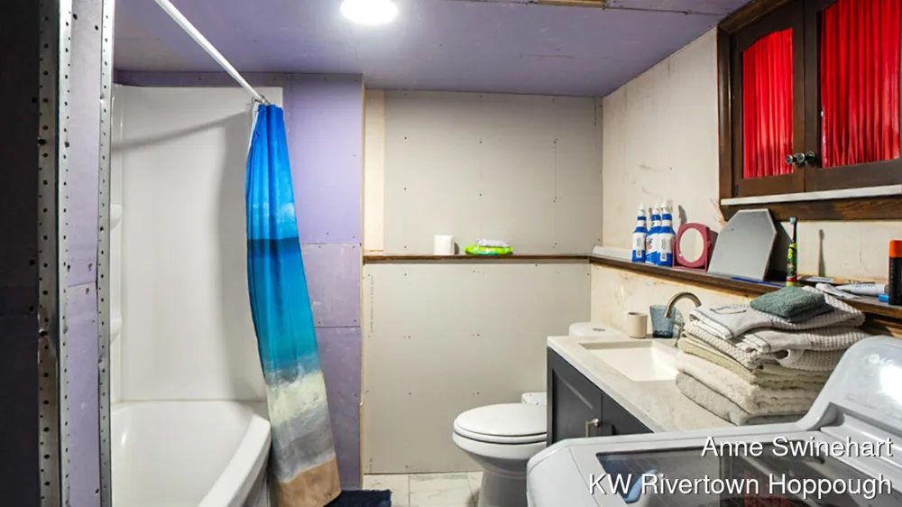 1686 Stonehaven Drive Delhi Charter Township, MI 48842