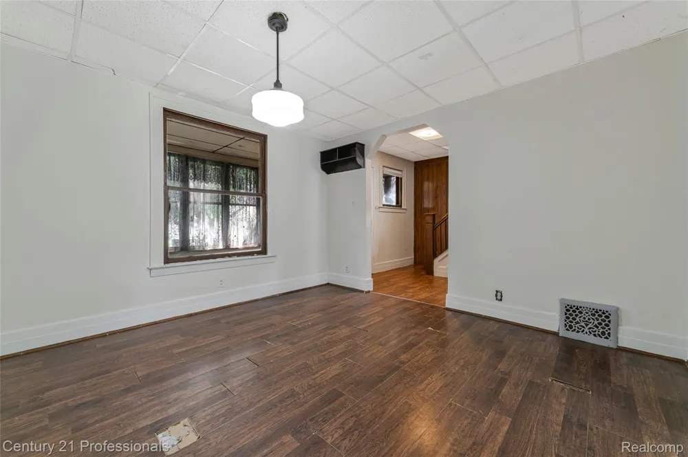 238 Richter St Street River Rouge City, MI 48218