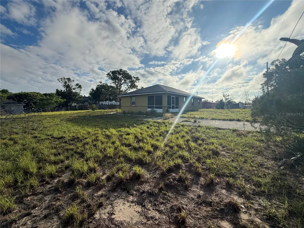 202 OWENS ROAD Lake Wales, FL 33859
